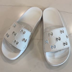 Gucci Women’s 9 Rubber GG Slide Sandals White with Box and Dust Bags